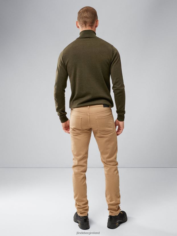J.Lindeberg Men Jay Solid Stretch Lht Jeans Tiger Brown Clothing BXV8X42580