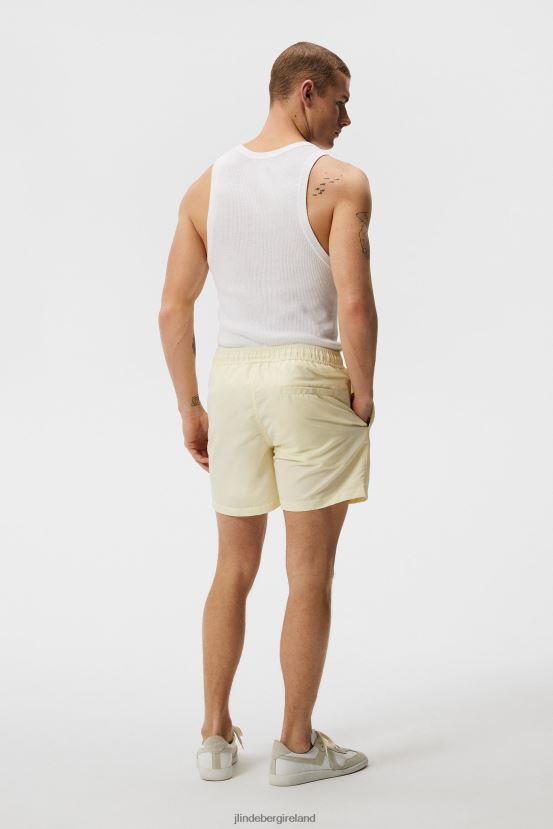 J.Lindeberg Men Banks Solid Swim Trunks Pear Sorbet Clothing BXV8X41117 - Click Image to Close